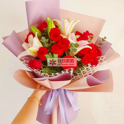 天津18朵红玫瑰百合，真情相守一生